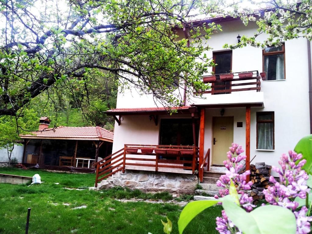 Виллы Kirilova House Pastra-58